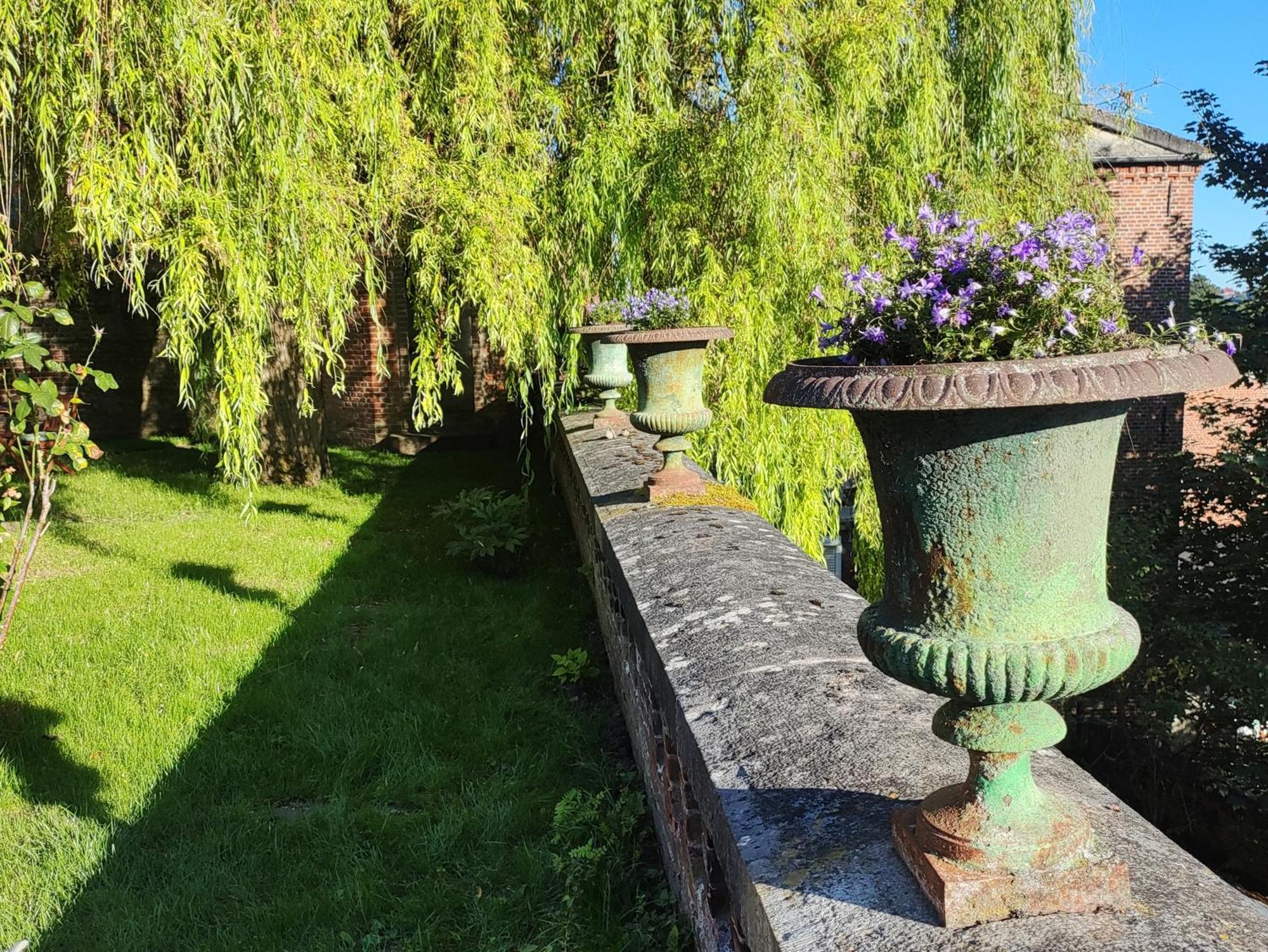 Le Relais Napoleon Avesnes-sur-Helpe Exterior foto